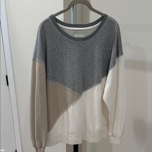 Abercrombie & Fitch Colorblock Gray and Cream Sweatshirt • Soft A&F Collection